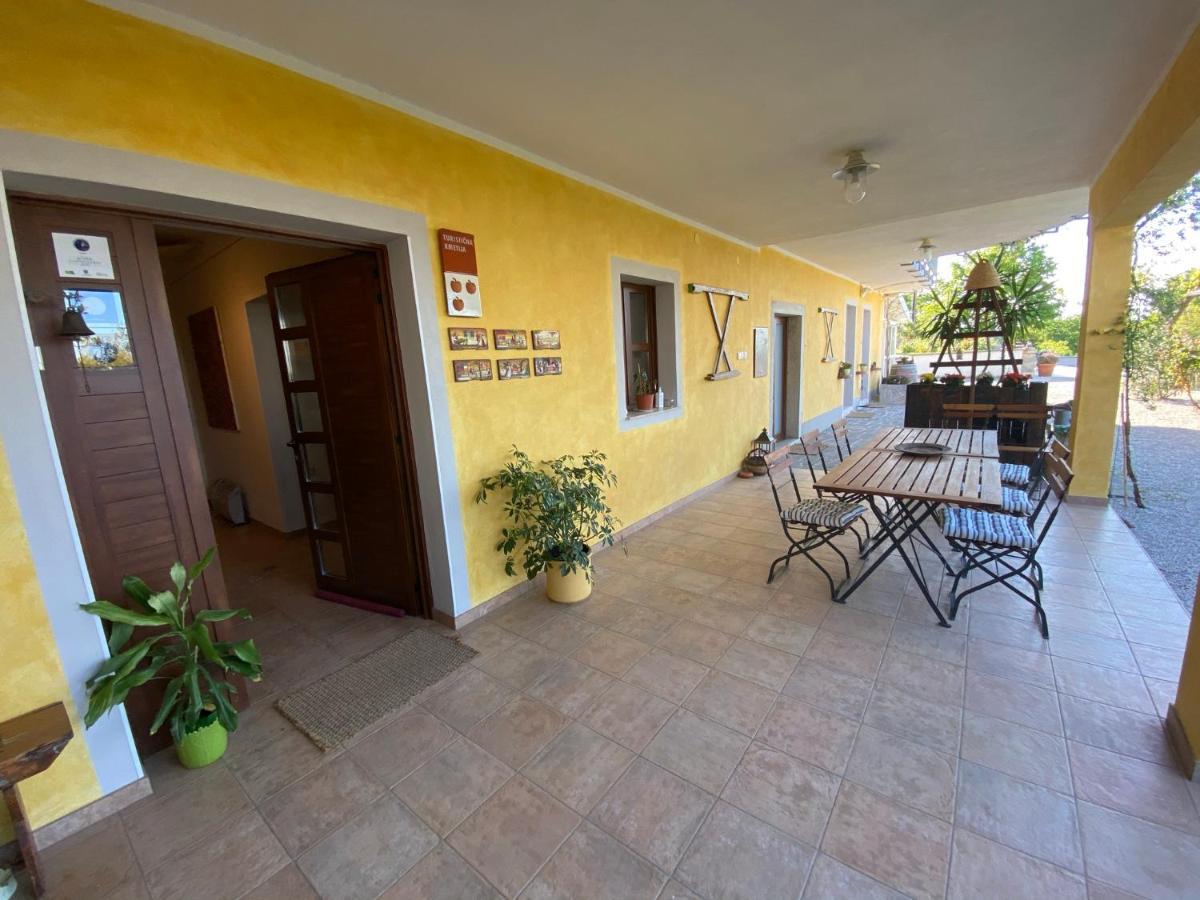 Med Oljkami Apartment Копер Екстер'єр фото